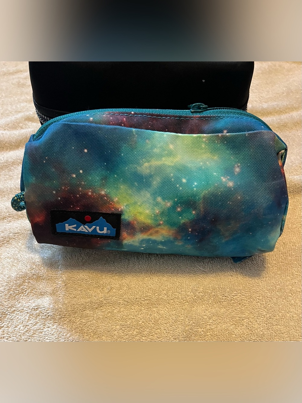 KAVU Pixie Pouch Accessory Travel Toiletry Makeup Bag, Galaxy Cosmic Unisex bag